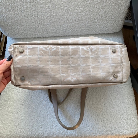 Authentic Chanel Tote Bag - Picture 7 of 10